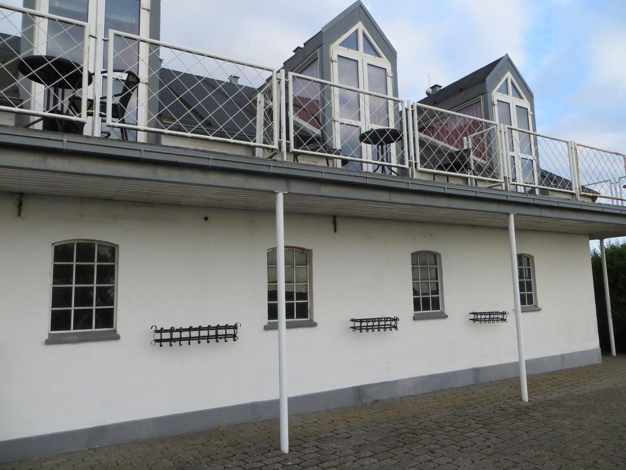 Hotel Bork Kro Hemmet Extérieur photo